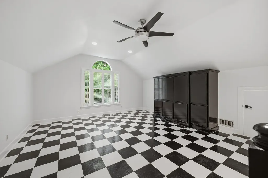 11 Thorndale Court Nashville TN 37215
