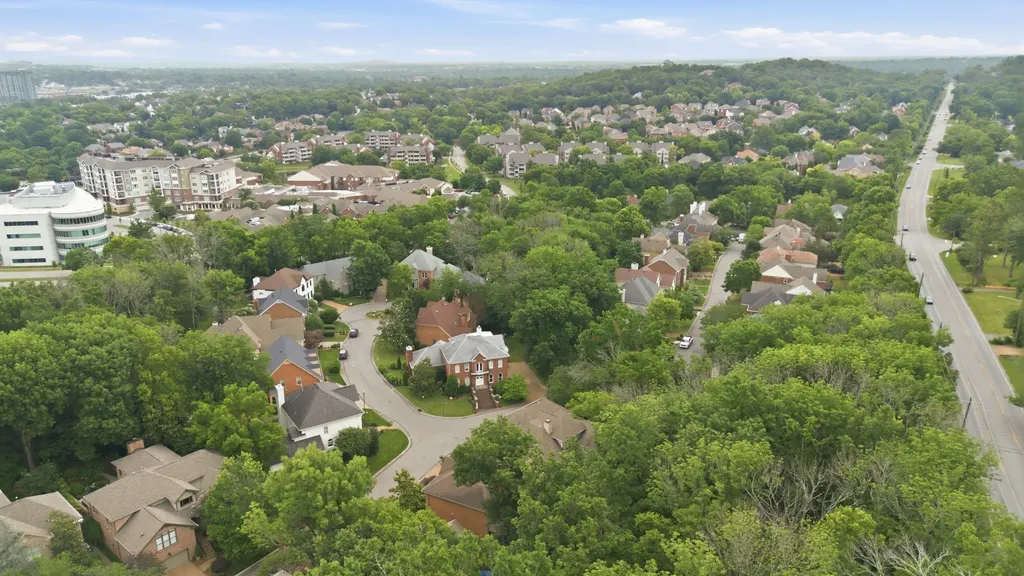 11 Thorndale Court Nashville TN 37215