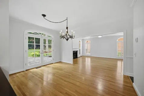 11 Thorndale Court Nashville TN 37215