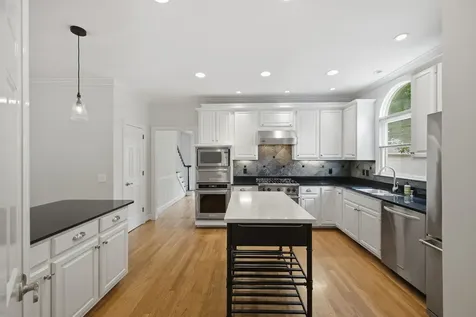 11 Thorndale Court Nashville TN 37215