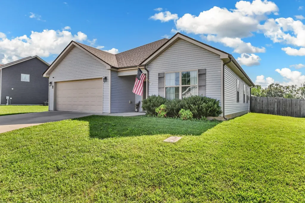 744 Tidwell Drive Clarksville TN 37042