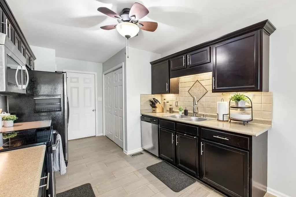340 Chalet Circle Clarksville TN 37040