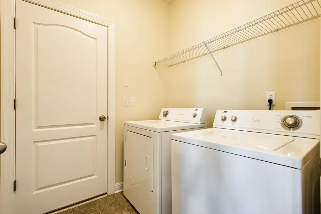 1437 Bending River Drive Nashville TN 37221