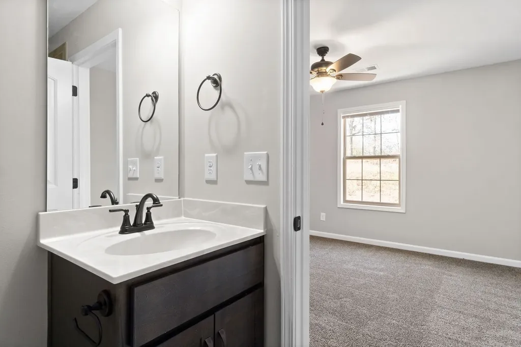 496 Palmer Drive Clarksville TN 37040