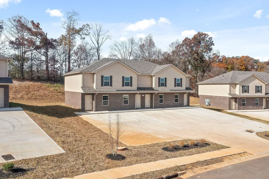 496 Palmer Drive Clarksville TN 37040