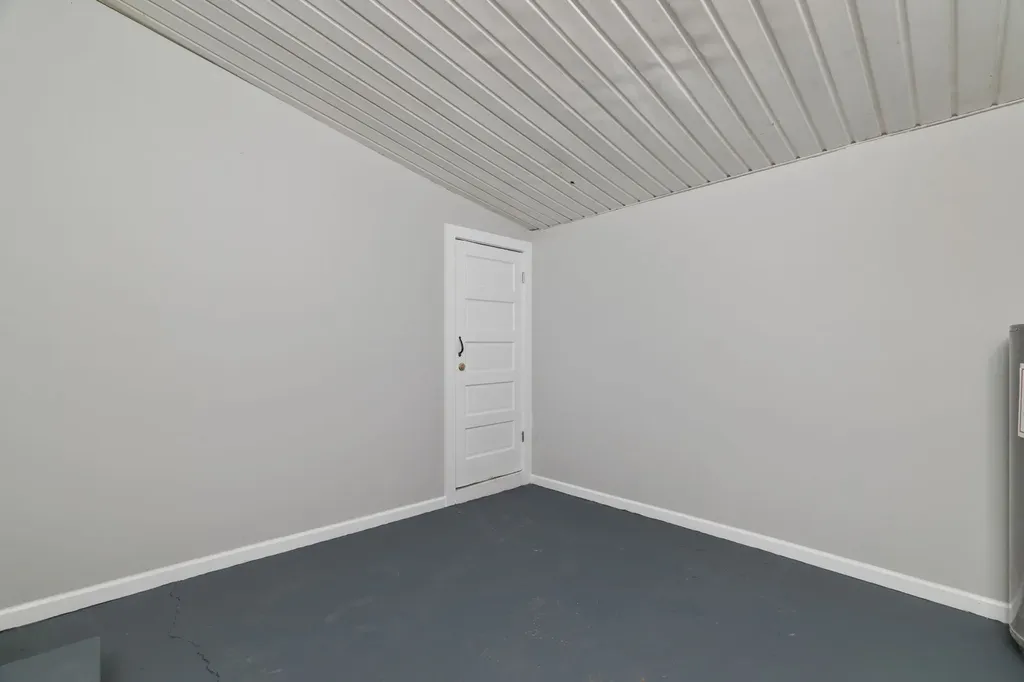 225 Vine Circle Loretto TN 38469