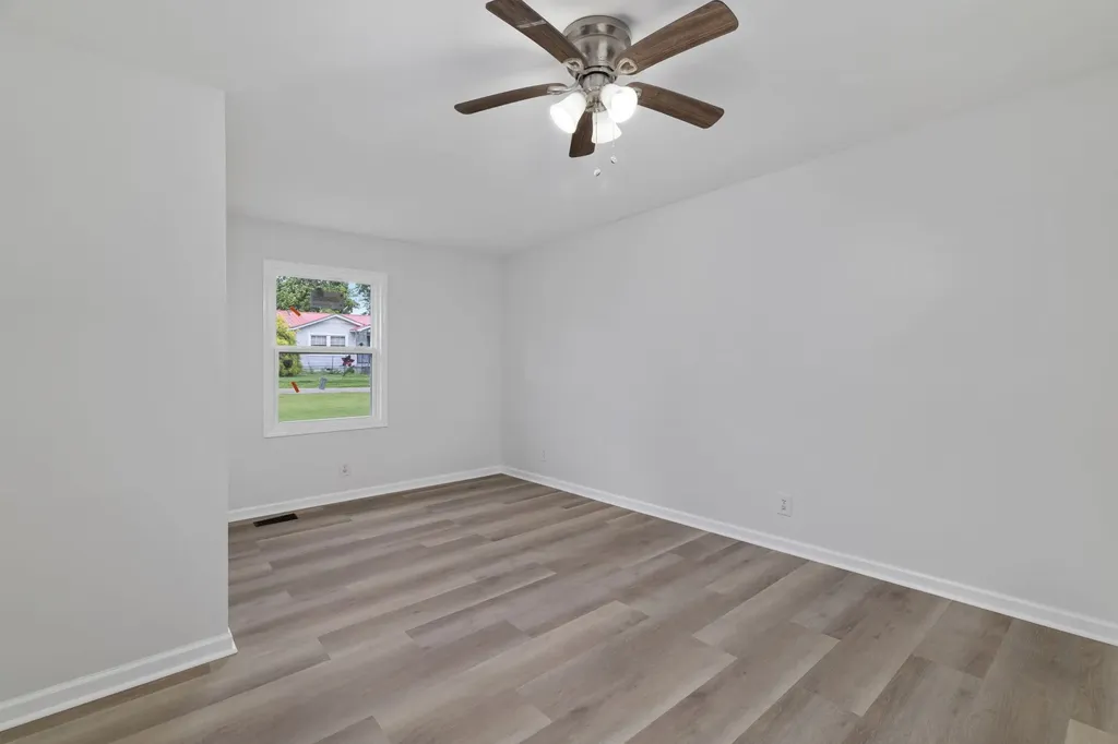 225 Vine Circle Loretto TN 38469