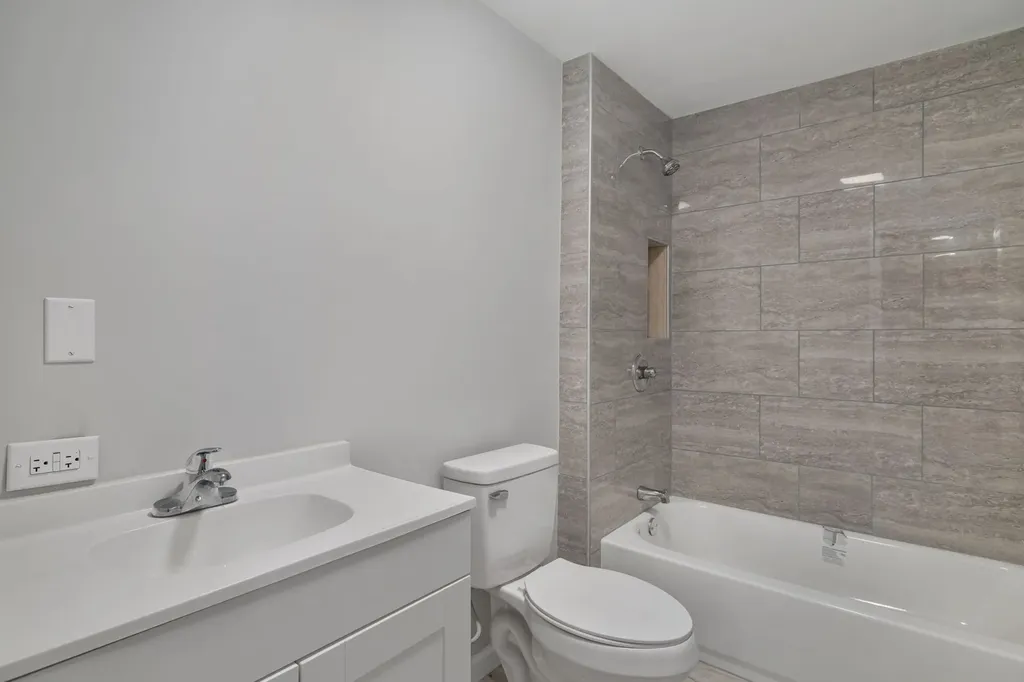 225 Vine Circle Loretto TN 38469