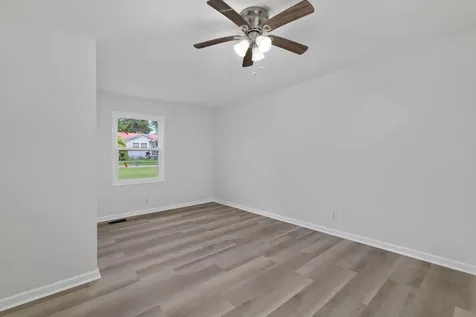 225 Vine Circle Loretto TN 38469