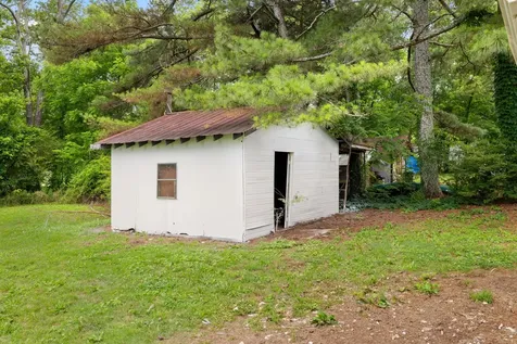 225 Vine Circle Loretto TN 38469