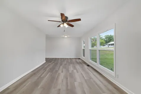 225 Vine Circle Loretto TN 38469