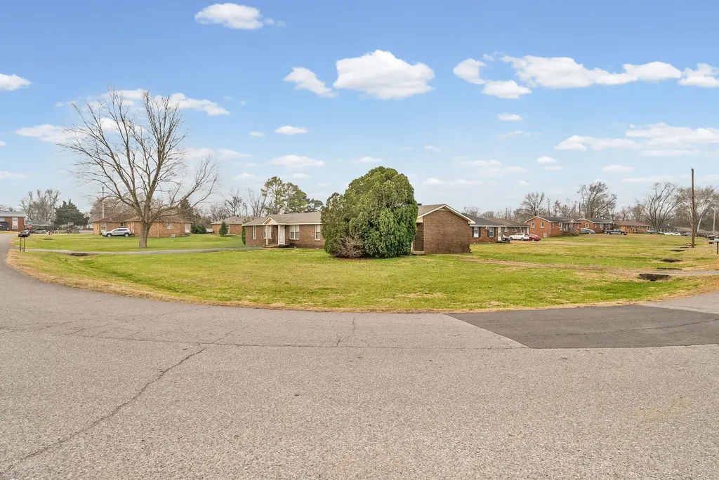 124 Tandy Drive Clarksville TN 37042