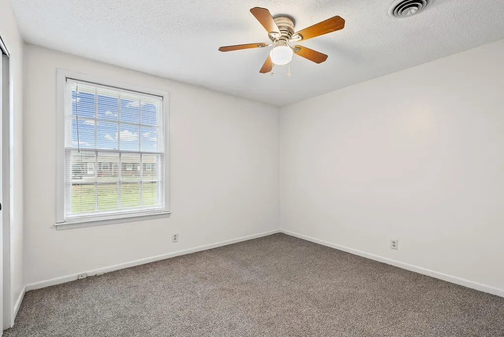 124 Tandy Drive Clarksville TN 37042