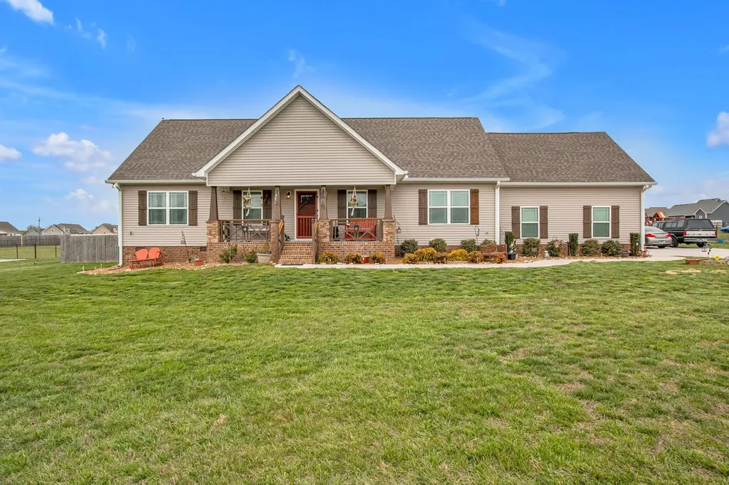 957 Richland Farms Drive Manchester TN 37355