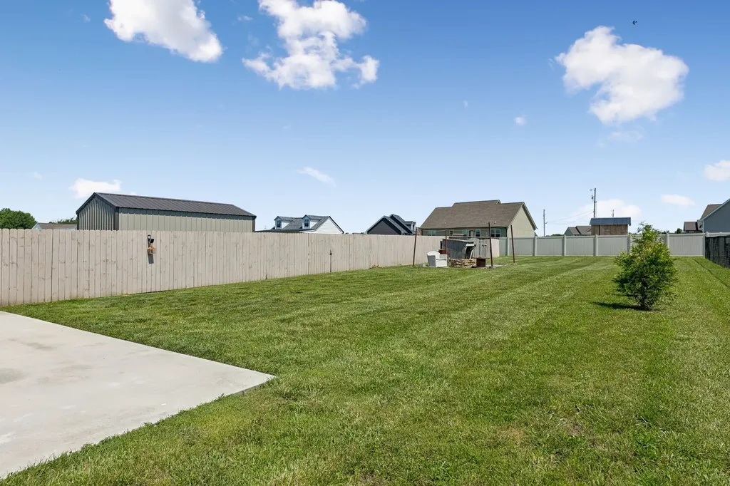957 Richland Farms Drive Manchester TN 37355