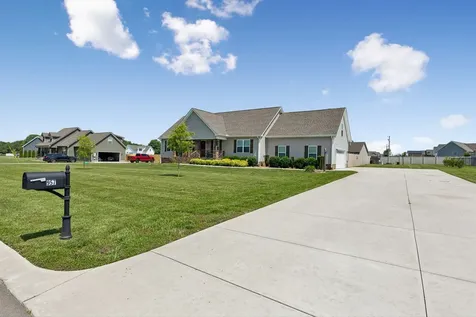 957 Richland Farms Drive Manchester TN 37355