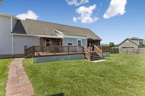 957 Richland Farms Drive Manchester TN 37355