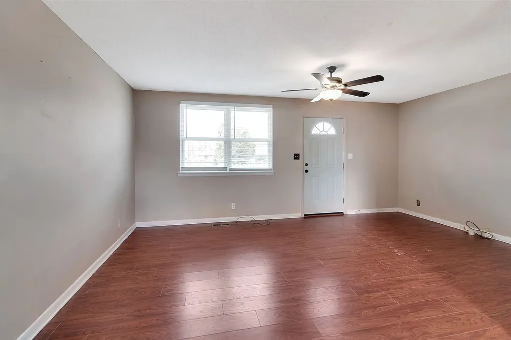 729 Welsey Drive Clarksville TN 37042