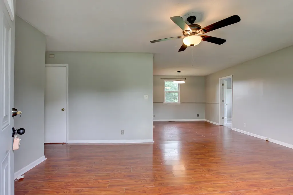 729 Welsey Drive Clarksville TN 37042