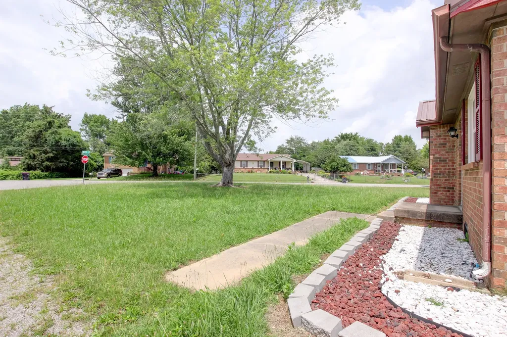 729 Welsey Drive Clarksville TN 37042