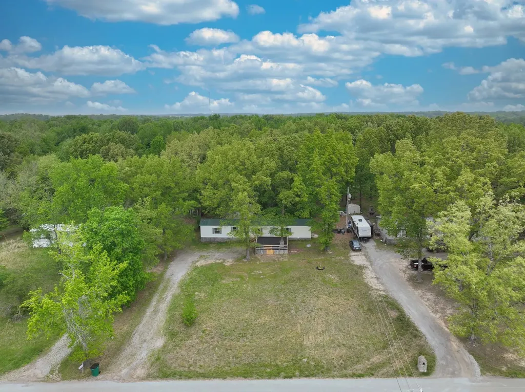 155 Breeder Road Portland TN 37148