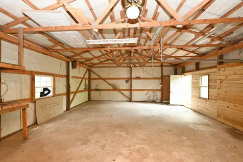 155 Breeder Road Portland TN 37148