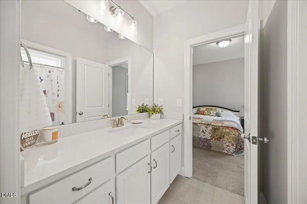 307 W Amber Oak Drive Selma NC 27576