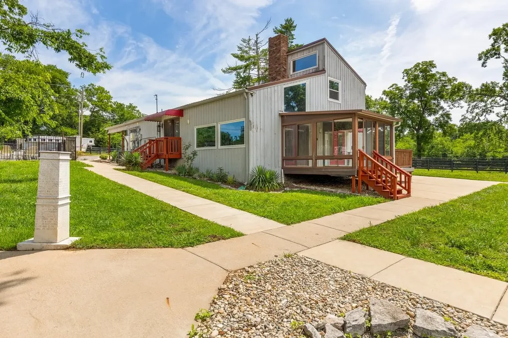 905 Hickory Hills Drive Franklin TN 37067