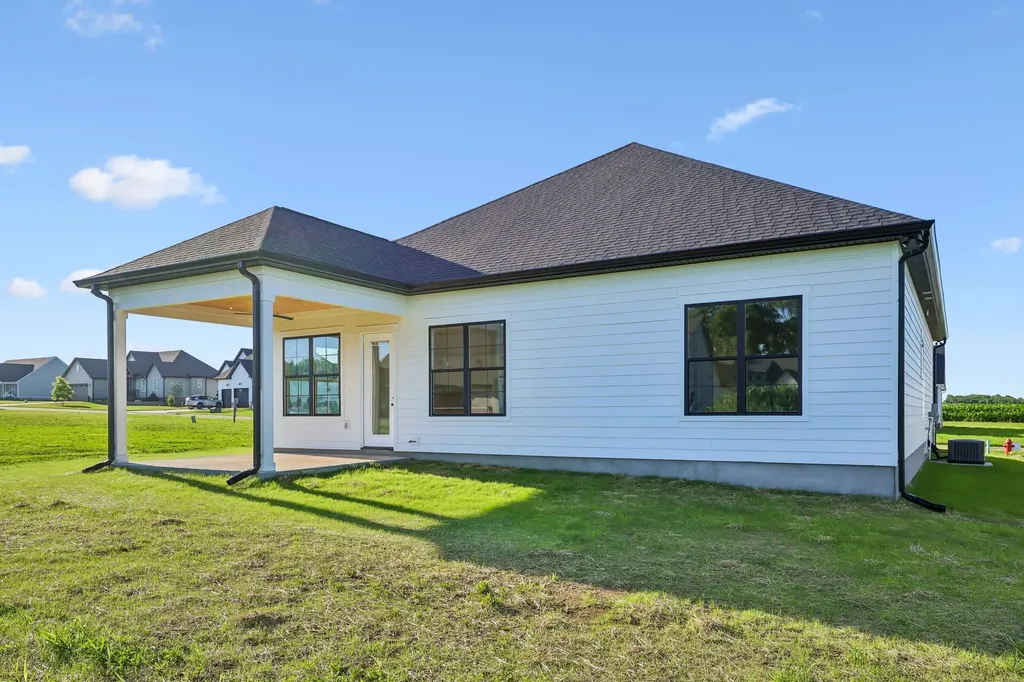 123 Lookout Drive Winchester TN 37398