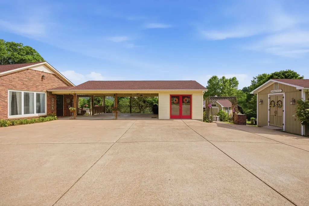 750 Mountain View Drive Pulaski TN 38478