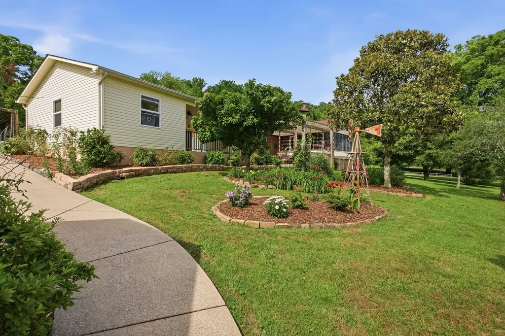 750 Mountain View Drive Pulaski TN 38478