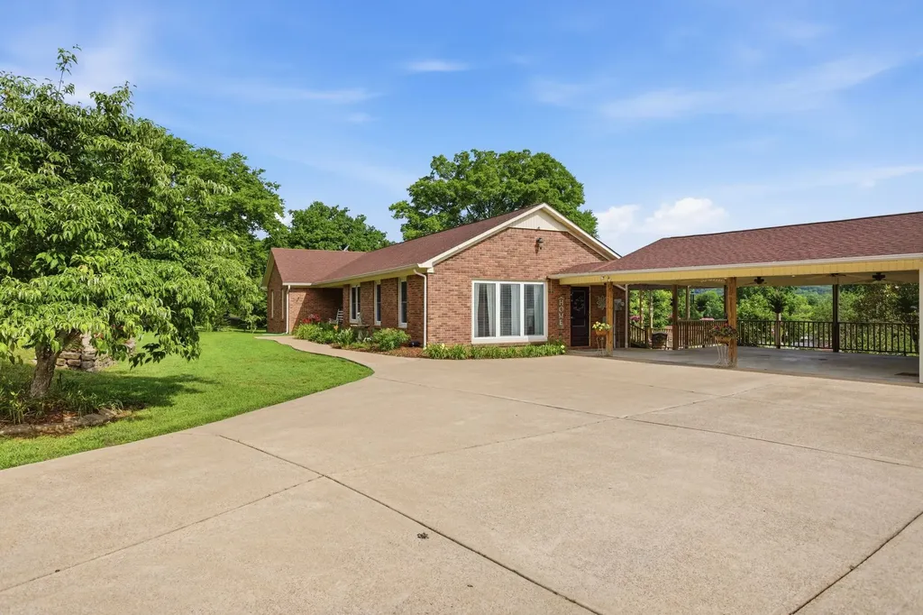 750 Mountain View Drive Pulaski TN 38478