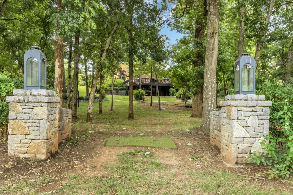 2239 Shannon Drive Murfreesboro TN 37129