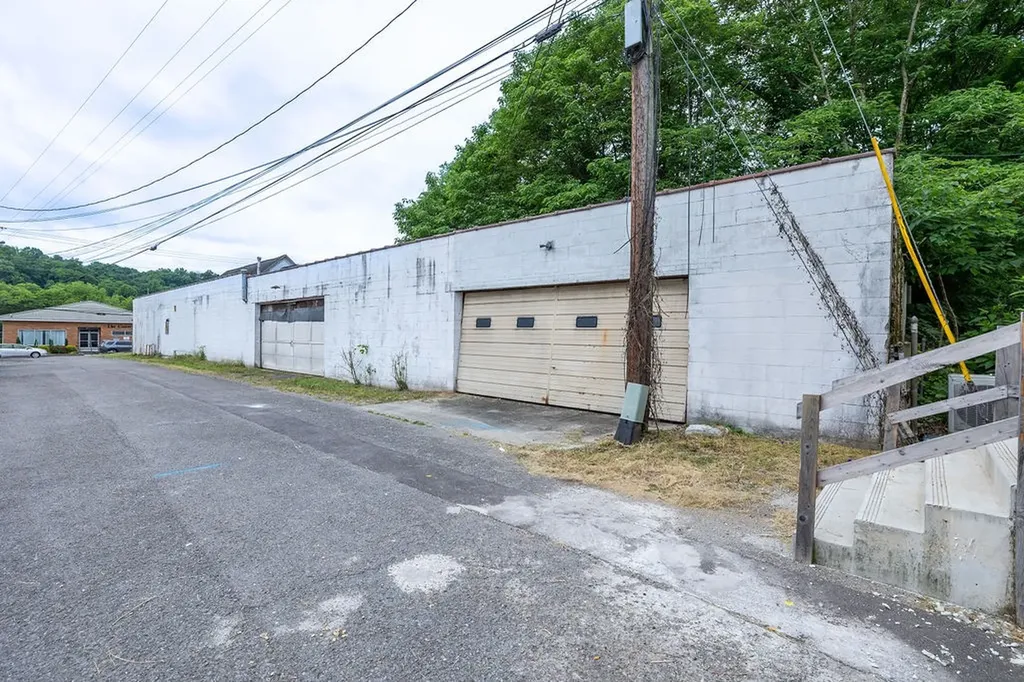 250 Main Street Lynchburg TN 37352