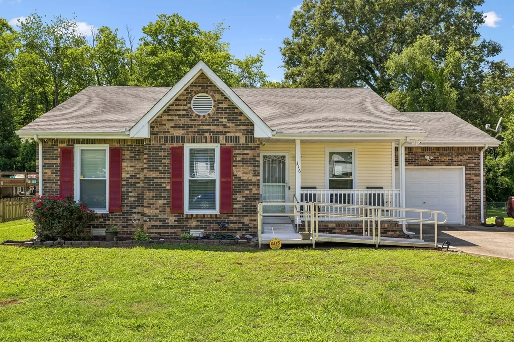 316 Kelsey Drive Clarksville TN 37042