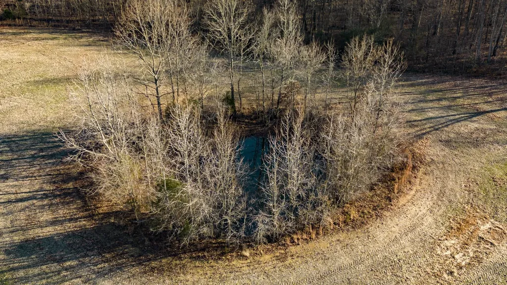 366 Parker Road Portland TN 37148