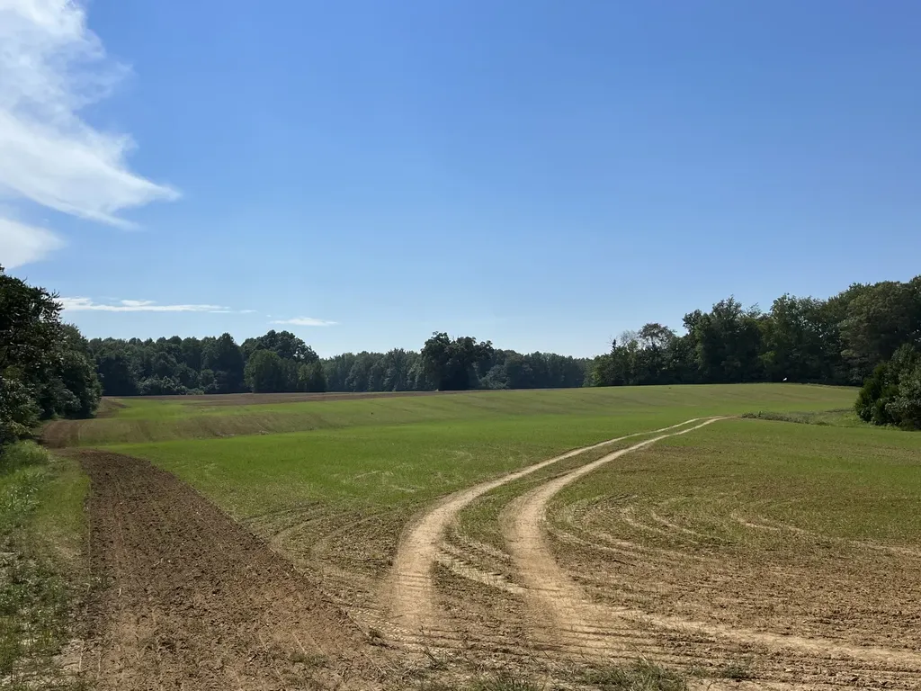366 Parker Road Portland TN 37148