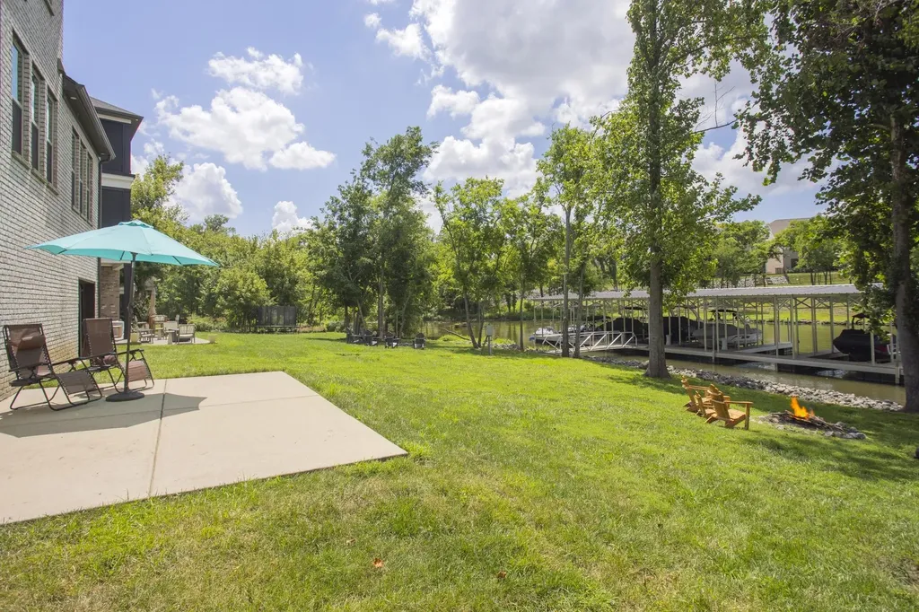 2024 Albatross Way Gallatin TN 37066