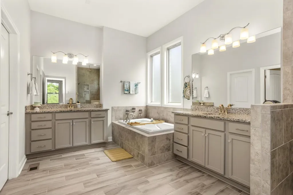 2024 Albatross Way Gallatin TN 37066