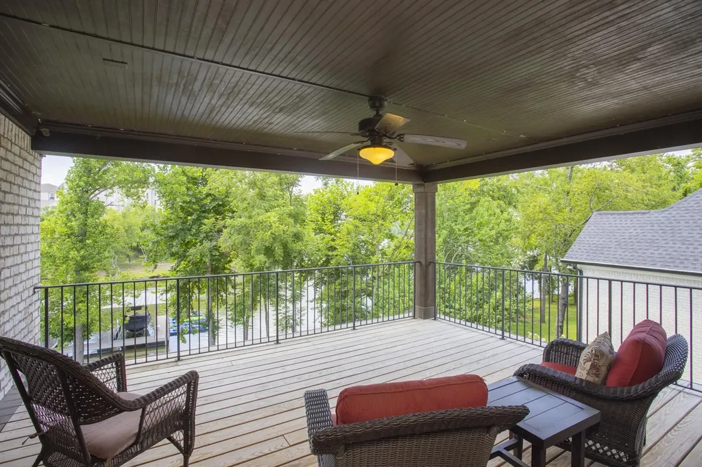 2024 Albatross Way Gallatin TN 37066
