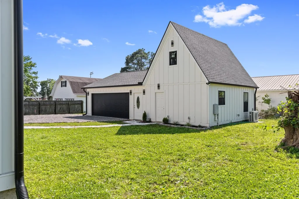 107 Shady Street Summertown TN 38483