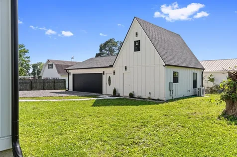 107 Shady Street Summertown TN 38483