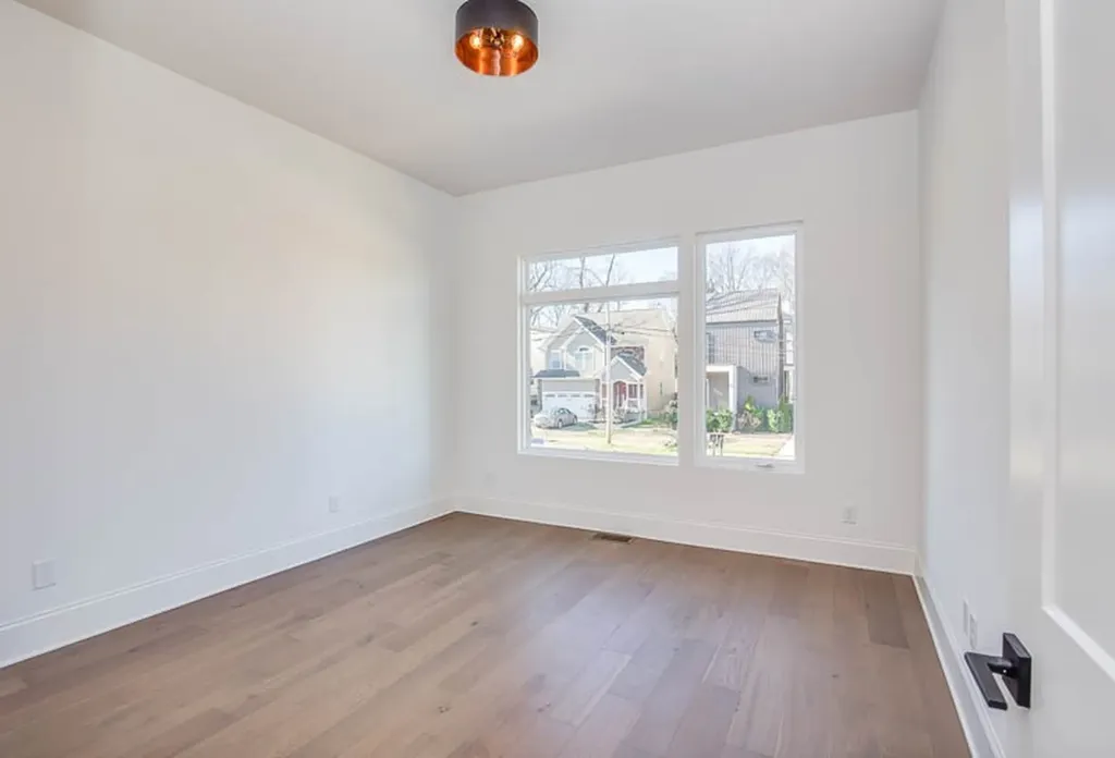 1304 Pillow Street Nashville TN 37203