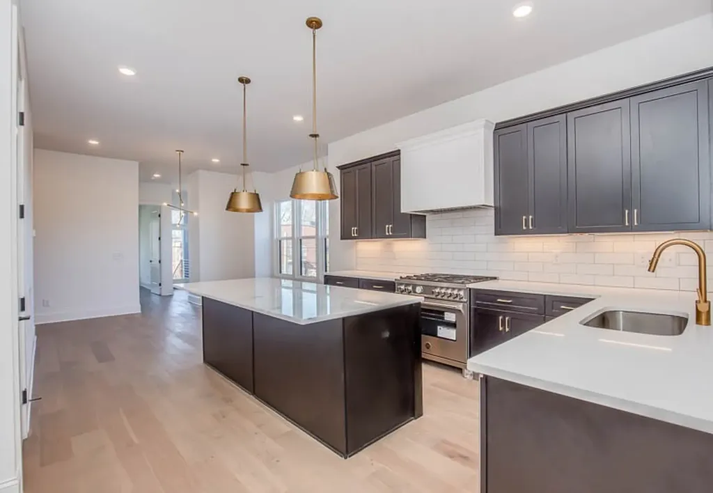 1304 Pillow Street Nashville TN 37203