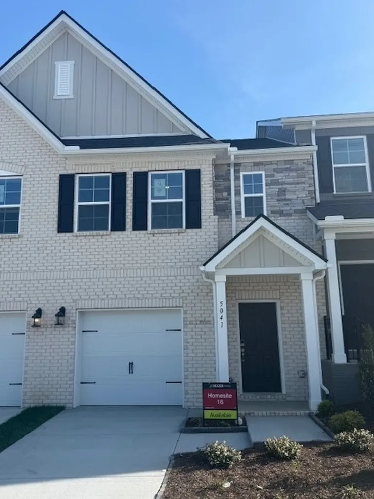 5041 Dayflower Drive Hermitage TN 37076