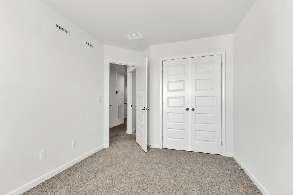 5041 Dayflower Drive Hermitage TN 37076
