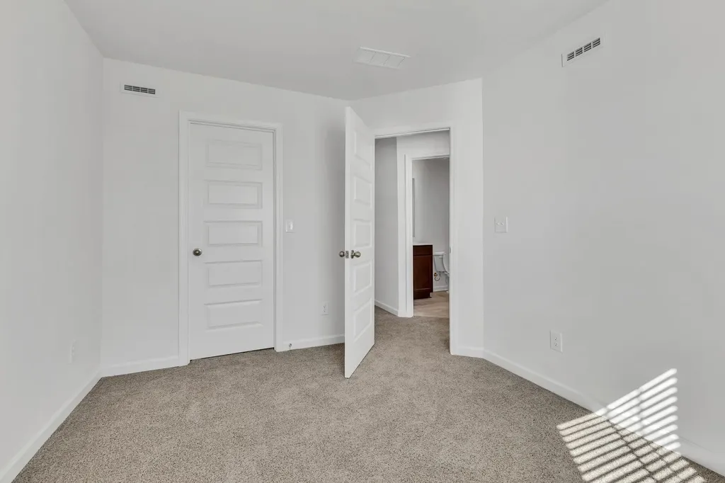 5041 Dayflower Drive Hermitage TN 37076