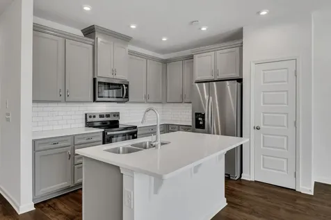 5041 Dayflower Drive Hermitage TN 37076