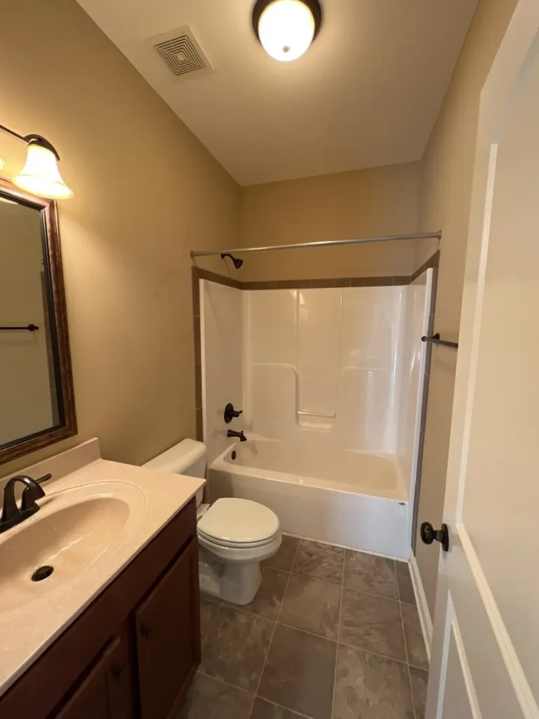1320 Vantage Court Clarksville TN 37040