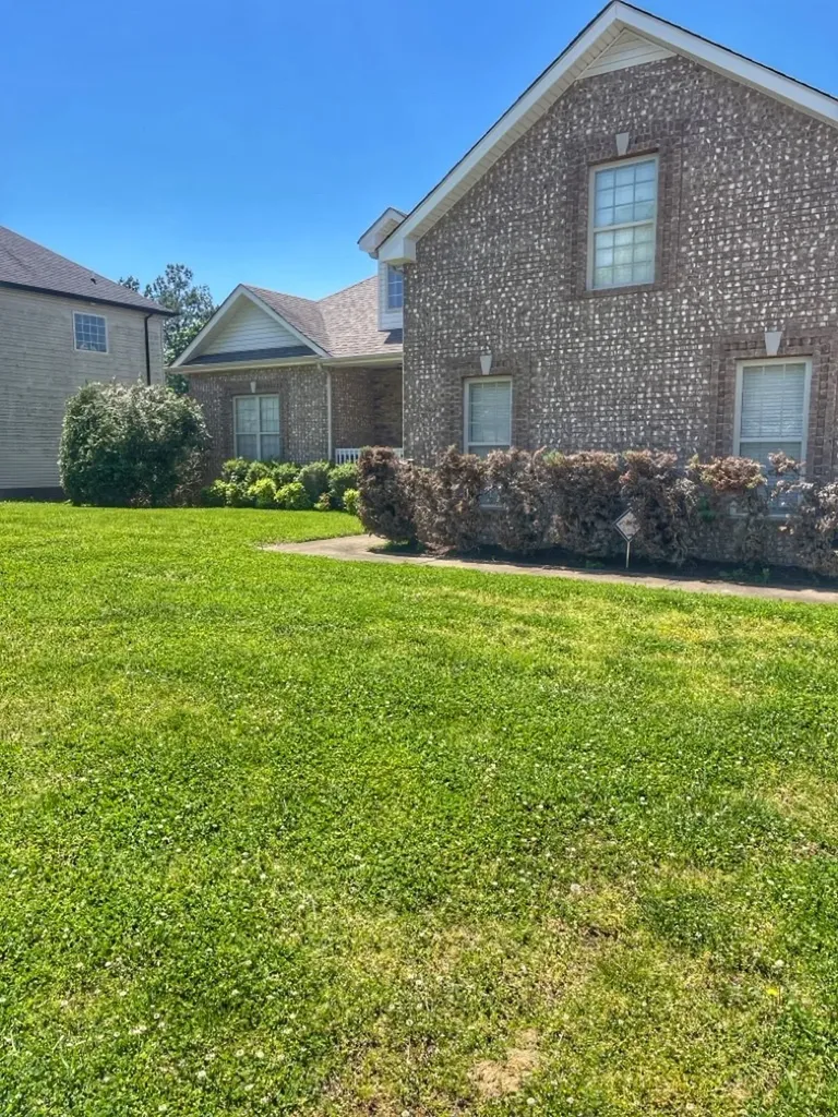1320 Vantage Court Clarksville TN 37040